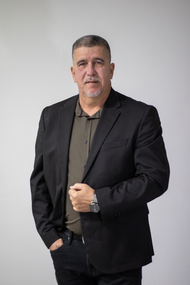 Leonel Betancourt, broker at Royal Eagle Realty